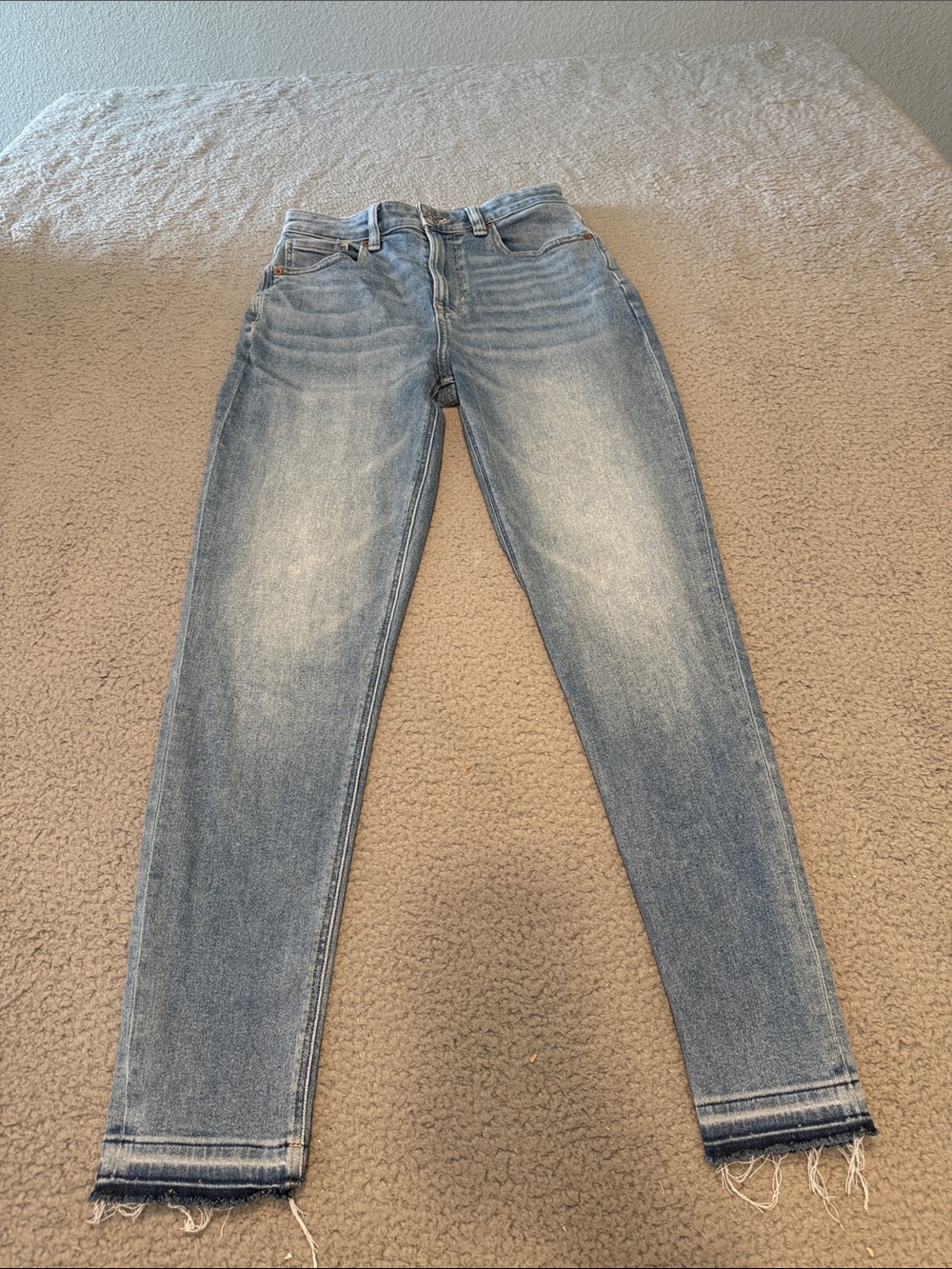 American Eagle Mom Jeans Size 2